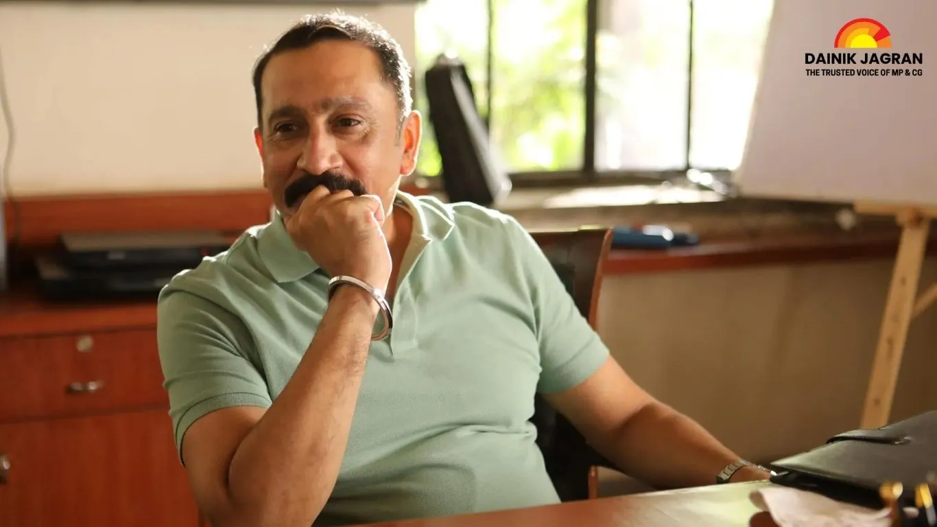 Dalai Lama Wins Grammy Award 2025 Spiritual Leader's Historic Recognition at Age 90 (13)