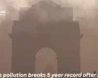 Delhi’s Air Pollution Hits 5-Year High Post-Diwali; AQI Crosses 400, Minister Blames Punjab for Stubble Burning