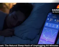  Digital Sunset: The Natural Sleep Hack of Unplugging 60 Minutes Before Bed