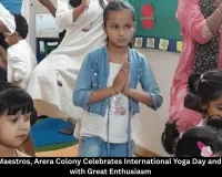 Podar Little Maestros, Arera Colony Celebrates International Yoga Day and Father's Day with Great Enthusiasm