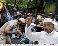 Anna Hazare Backs Students, Begins Silent Protest as Delhi HC to Hear Plea on CJP Demonstration