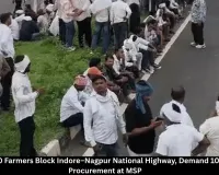 Thousands of Farmers Block Indore–Nagpur Highway, Demand 100% Moong Procurement at MSP
