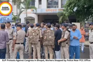BJP Protests Against Congress in Bhopal, Workers Stopped by Police Near PCC Office