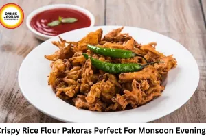 Monsoon Special: Skip Gram Flour and Make Crispy Rice Flour Pakoras at Home