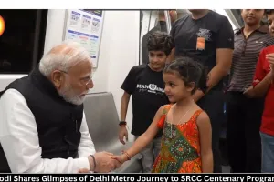 PM Modi Shares Delhi Metro Journey to SRCC